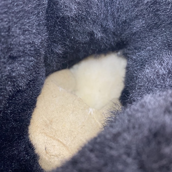 Sherpa Lined Winter Boots - Picture 7 of 7